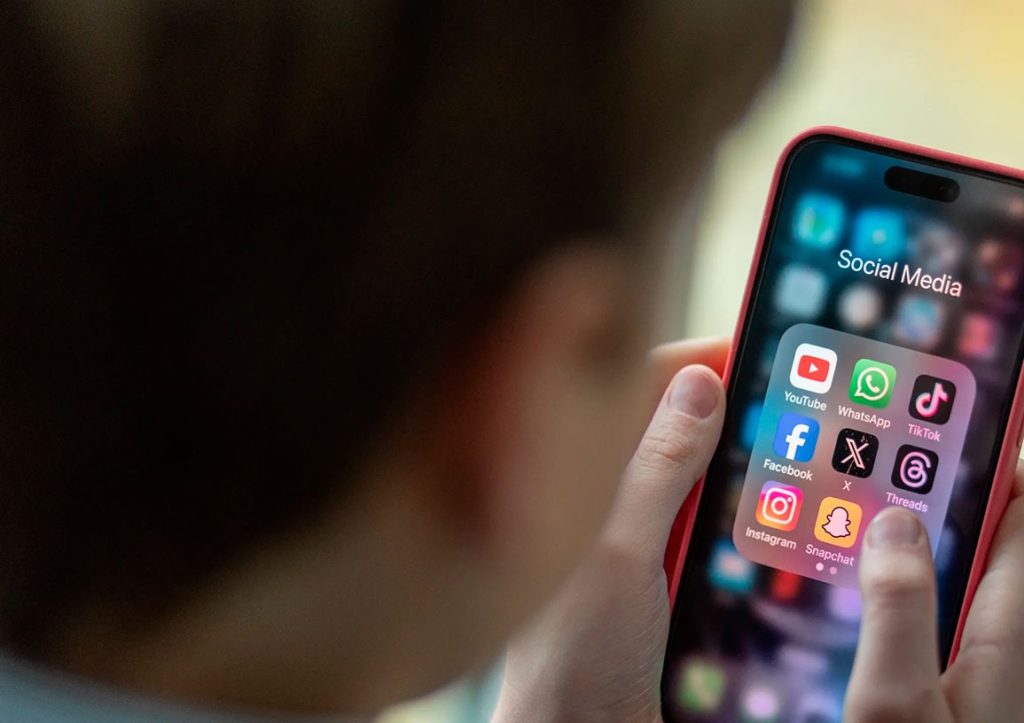Redes sociales: ¿información o saturación?